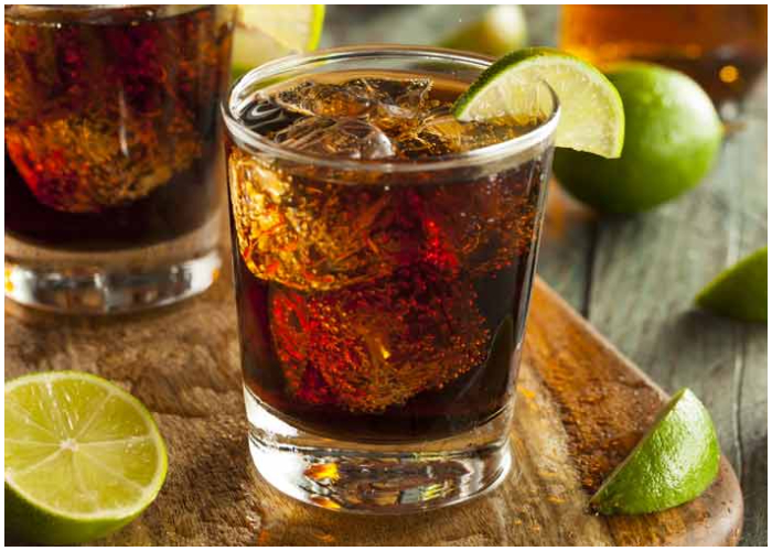 catalogar hazlo plano club Origen de la bebida “Cuba Libre”