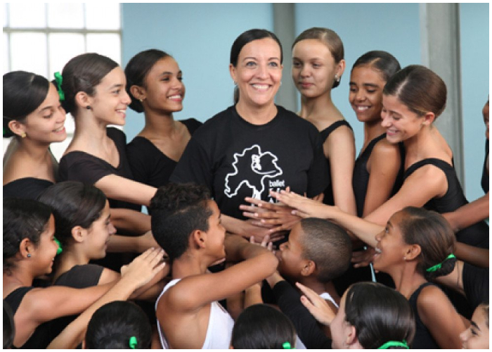 Lizt Alfonso fundadora de la Compañía de Baile Lizt Alfonso Dance School.