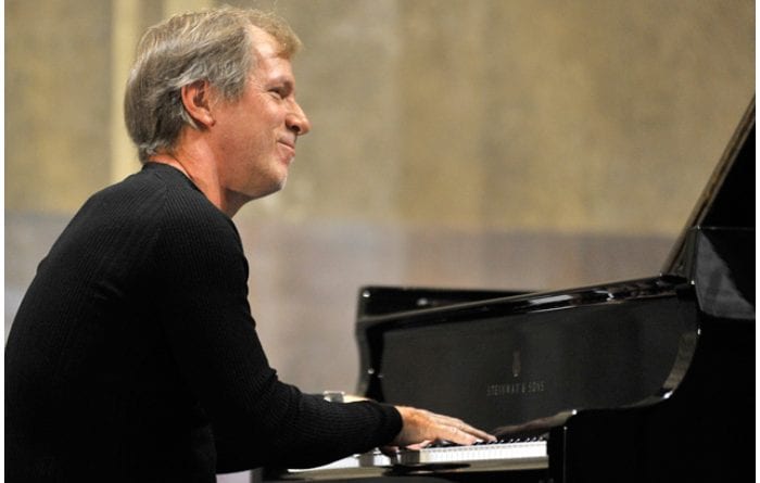 Ernán López-Nussa Lekszycki.