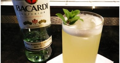 Facundo Bacardí Massó es el creador de esta reconocida bebida alcohólica nacida en Cuba.