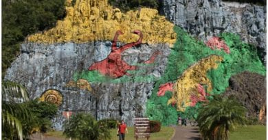 Mural de la Prehistoria del Valle de Viñales