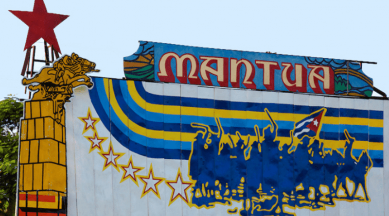 Mantua es un pequeño pueblo, en Pinar del Río, donde viven los italianos en Cuba. Es un lugar tranquilo, rodeado de mucha vegetación.