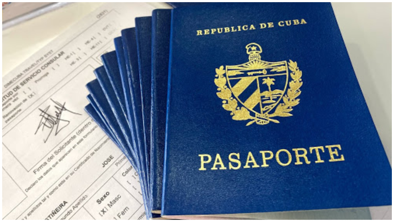 MINREX anuncia posible reducción de costos para el pasaporte cubano