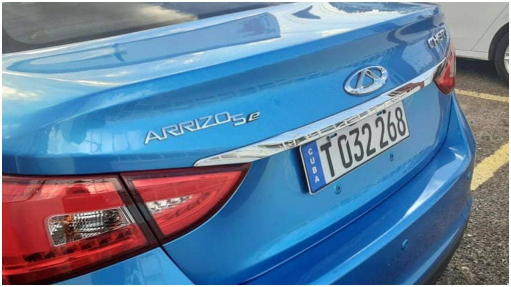 Renta autos electricos Cuba