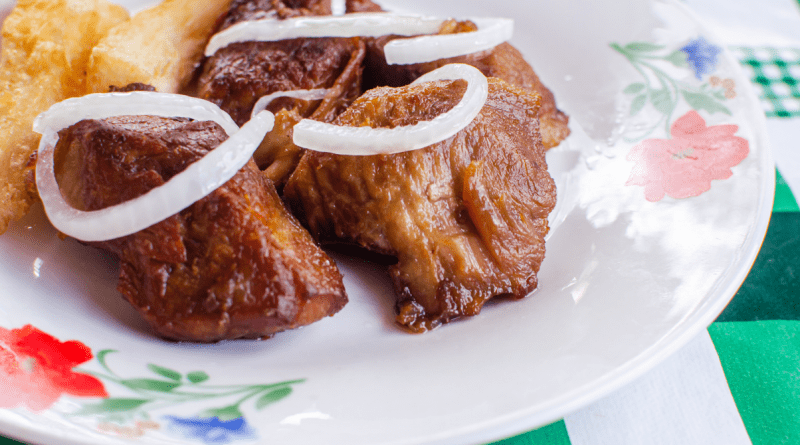 Masas de cerdo fritas