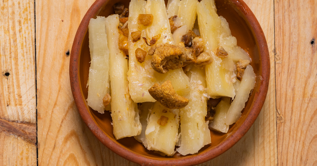 Receta de yuca con mojo cubano: Prepara este platillo criollo