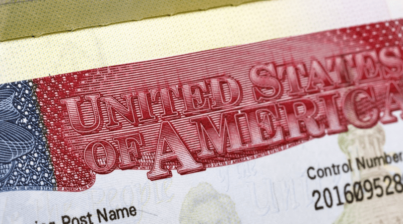 Residencia americana: cómo obtener o perder la residencia permanente o "Green Card"