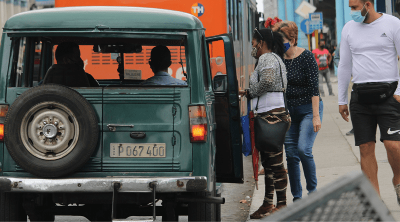 Cuba inicia legalización de vehículos construidos en Cuba