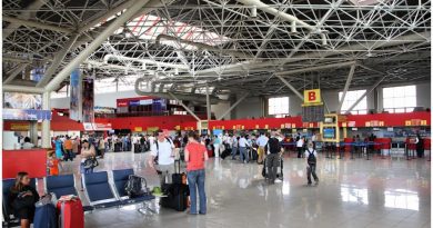 Espera despedida aeropuertos Cuba