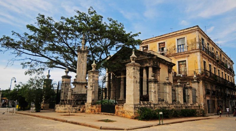 La ceiba del templete y sus tradiciones