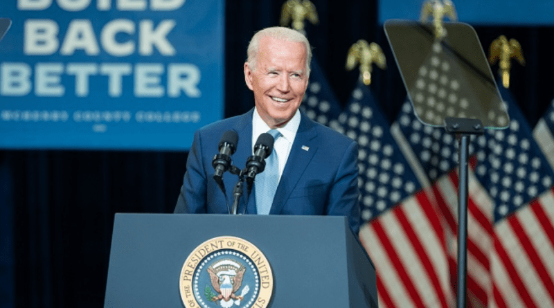 114 congresistas piden a Biden acciones humanitarias para Cuba