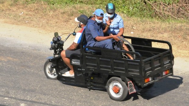 ¿Cómo legalizar triciclos eléctricos para transportar pasajeros en Cuba?