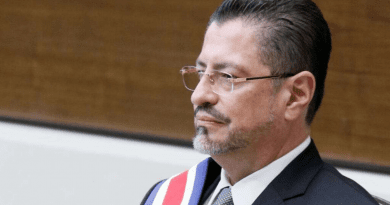 Costa Rica anula convenio de educación con Cuba