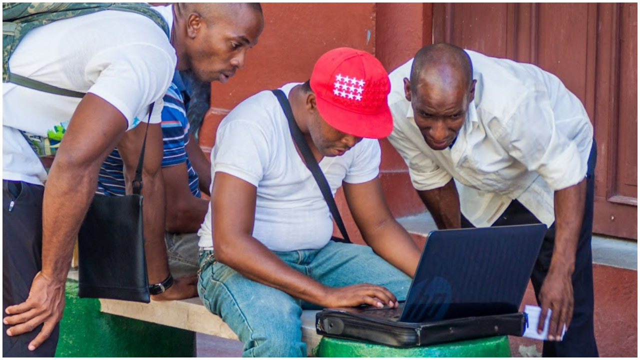 ETECSA Instalación de cable de Orange mejorará el en Cuba