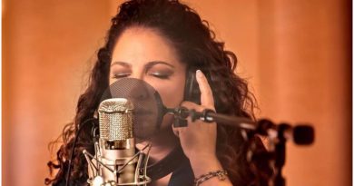 Gloria Estefan Salon Fama compositores