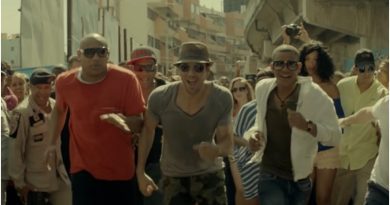 bailando enrique iglesias gente de zona descemer bueno
