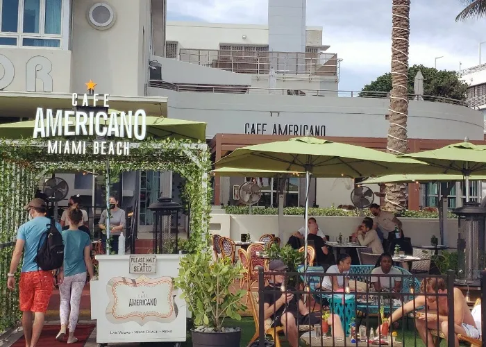 3 mejores restaurantes Miami cafe americano miami beach