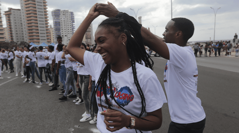 Bailadores en la Escuela Internacional de Rueda de Casino en La Habana.