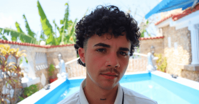 Elio Veliz, el José José cubano que conquista redes sociales