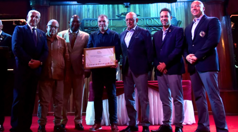 La Habana declarada capital de la coctelería de Iberoamérica, ceremonia de reconocimiento en el Hotel Nacional de Cuba.