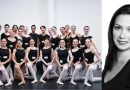 Suzanne Lopez, bailarina cubanoamericana dirigiendo el Joffrey Ballet en Chicago