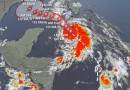 Huracán Rafael en Cuba con fuertes lluvias y vientos.