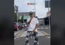 Cubano bailando música del Taiger con estilo en TikTok.