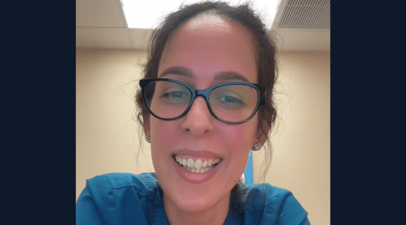 Cubana se graduó con honores en Estados Unidos a pesar de no hablar inglés.