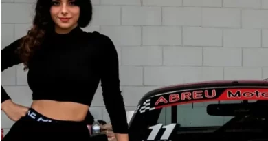 Joven cubana piloto de Fórmula 4 compitiendo en circuito profesional de EE.UU.