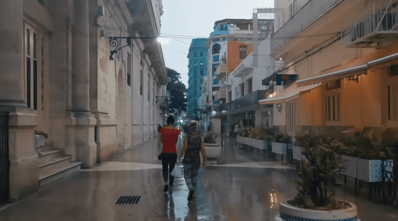 caminar bajo la lluvia-cuba-captura de pantalla-wanna walk-youtube