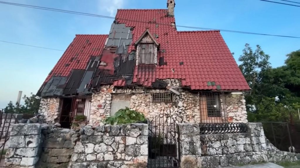 casas cuba-captura de pantalla-abelitonemo-youtube
