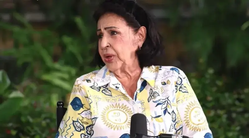 Cumpleaños de Diana Rosa Suárez por sus 82 años en el programa Al Mediodía en 2026.