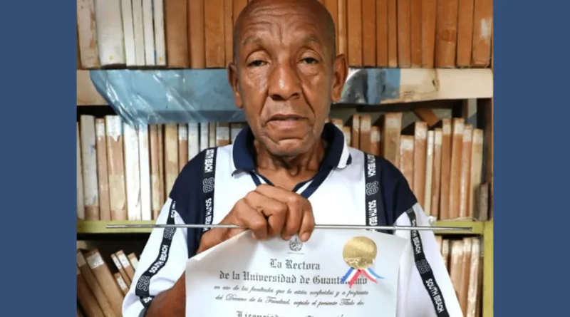 Cubano se gradúa a los 69 años con Título de Oro en Matemáticas