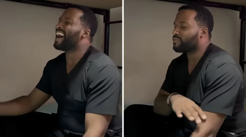 Médico cubano canta en TikTok durante guardia en hospital
