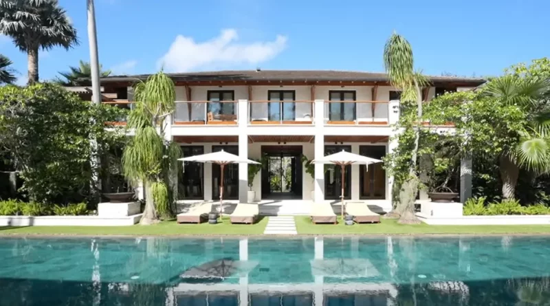 mansion de jhon Ruiz-captura de pantalla-Robert Sielmann-youtube