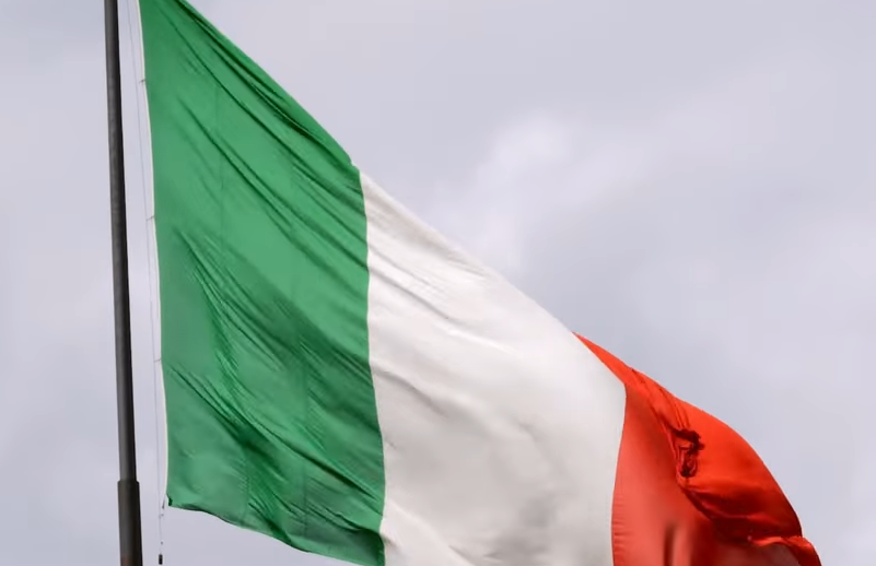 bandera italia-captura de pantalla-cueanto cuesta vivir en-youtube