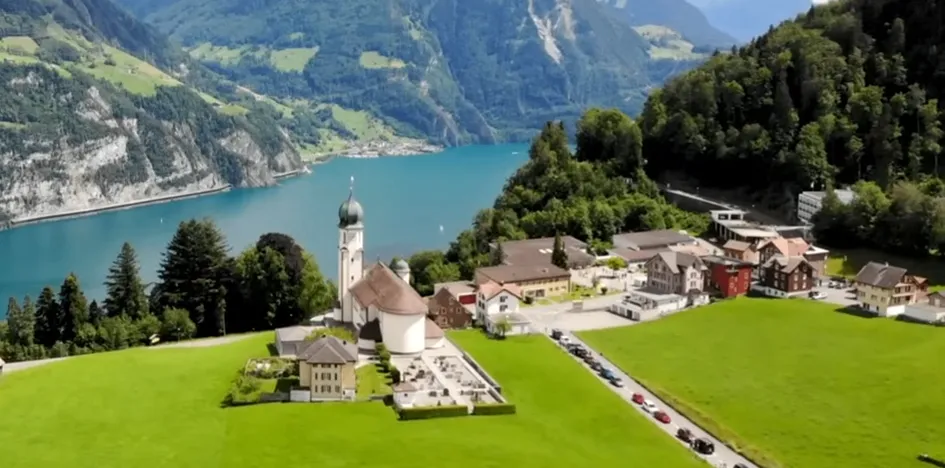 vivir en suiza-captura de pantalla-turispedia-youtube